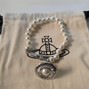 Vivienne Westwood Cream Pearl Bracelet with Silver Orb Charm